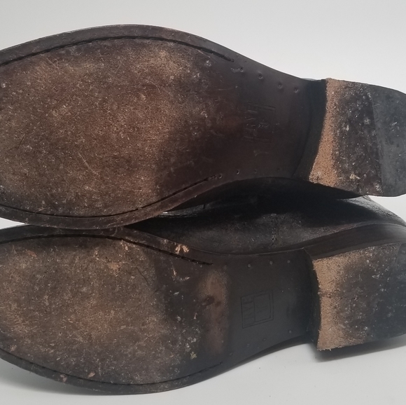 FRYE | Melissa Button Ankle Booties w/ Crackle Leather - 11B - Picture 13 of 13